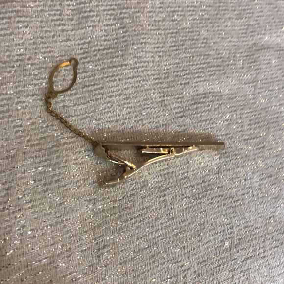 Gold Coloured Tie Clip with Sparkly White Stone - Picture 5 of 5